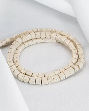 Бусины Вулканическая лава белая, квадратные, 6*6мм, на нитке 38см, Astra&Craft арт. АРС-67251-1-АРС0001316227 Бусины Вулканическая лава белая, квадратные, 6*6мм, на нитке 38см, Astra&Craft арт. АРС-67251-1-АРС0001316227