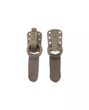 Крючки шубные AMII р.1,5х2,3 см (иск.кожа) арт. КШ-58-5-41999.005 Крючки шубные AMII р.1,5х2,3 см (иск.кожа) арт. КШ-58-5-41999.005